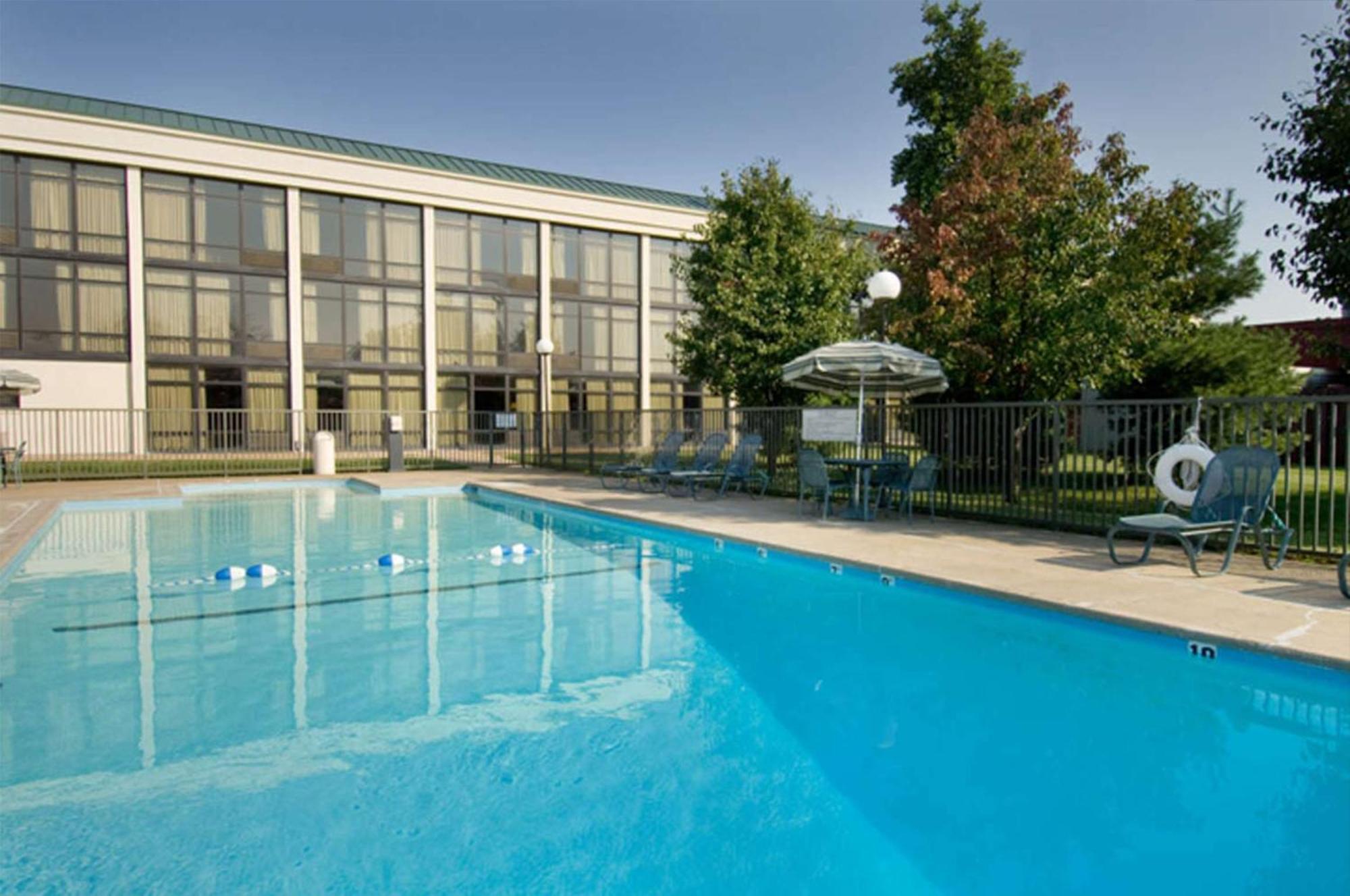 Pear Tree Inn Cape Girardeau Medical Center Exterior photo